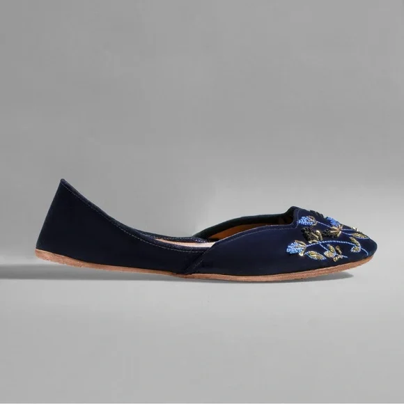 Navy blue velvet, hand-embroidered Pakistani leather women's flats shoes - Picture 5 of 9